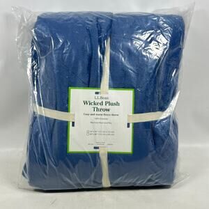 LL BEAN Wicked Plush Throw Large 50"x60" Cozy Warm Fleece Deep Blue NEW